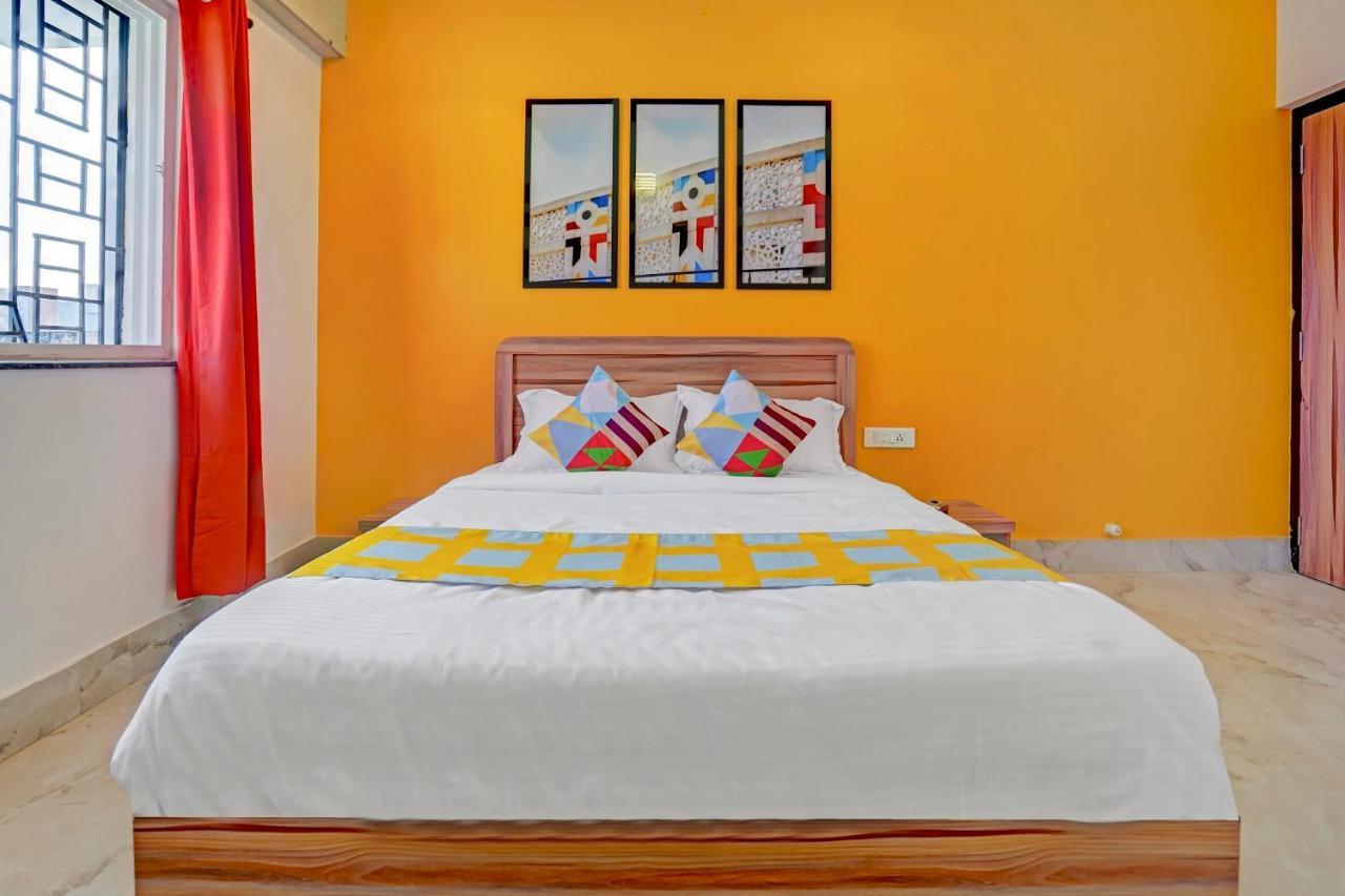 Oyo 79233 Hotel Hive Stays Kochi Exterior foto